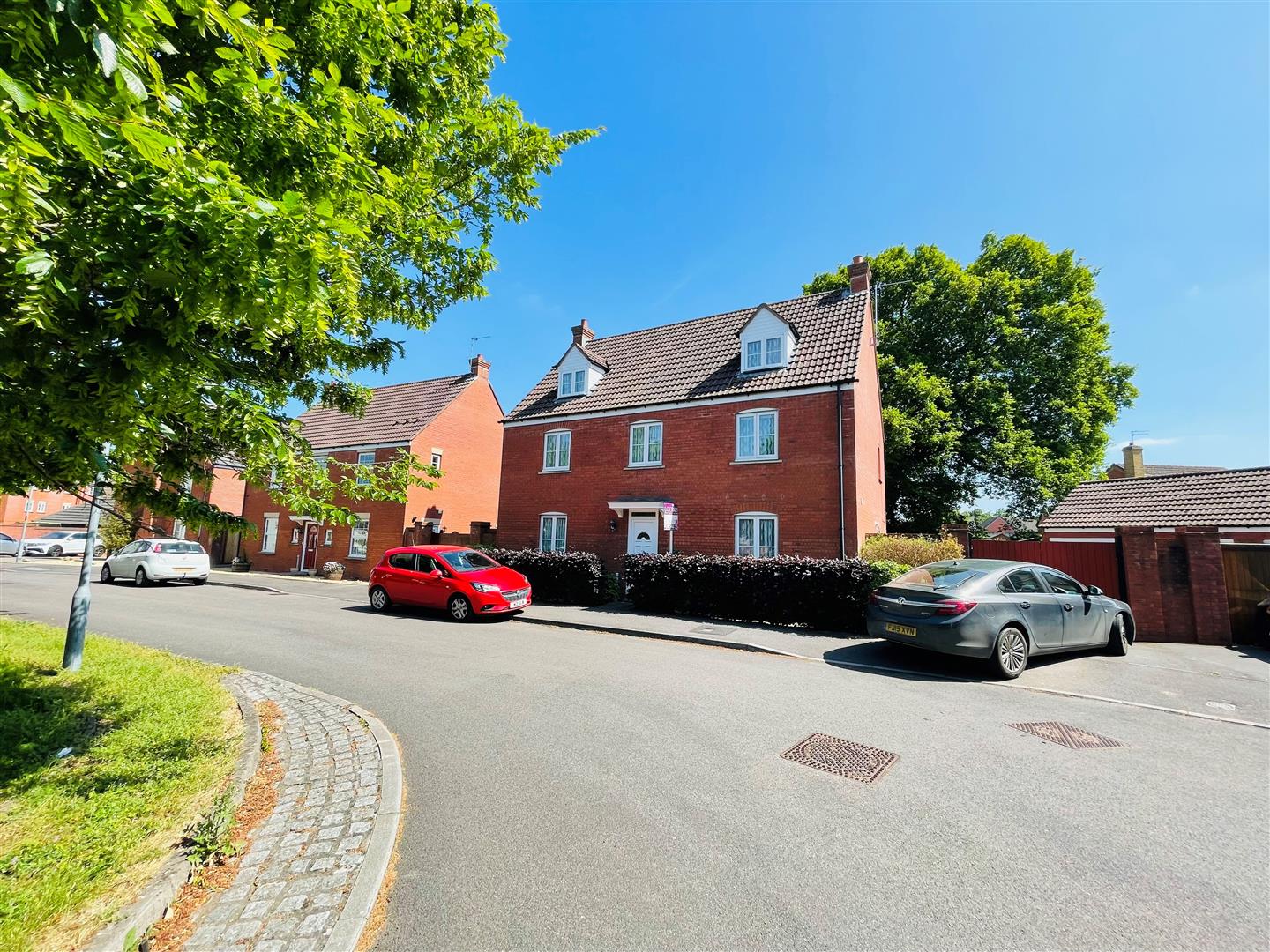 Belvedere Road, Bowerhill, Melksham Lock and Key
